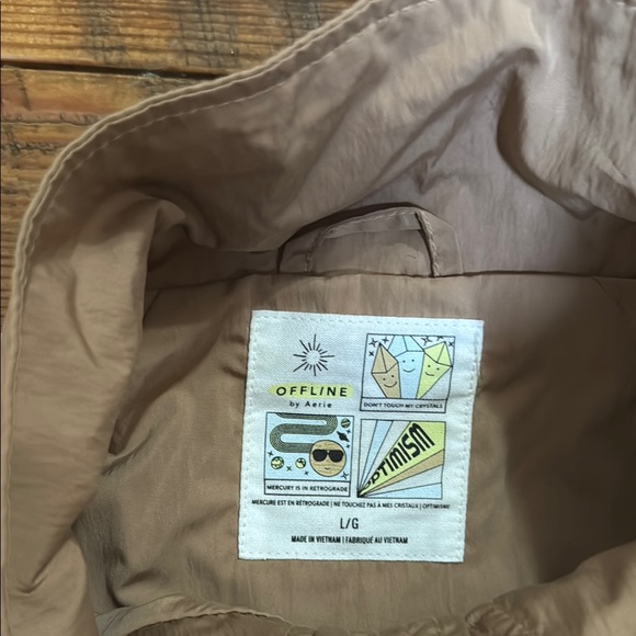 Offline by Aerie Cropped Nylon Windbreaker NWOT - Picture 2 of 6